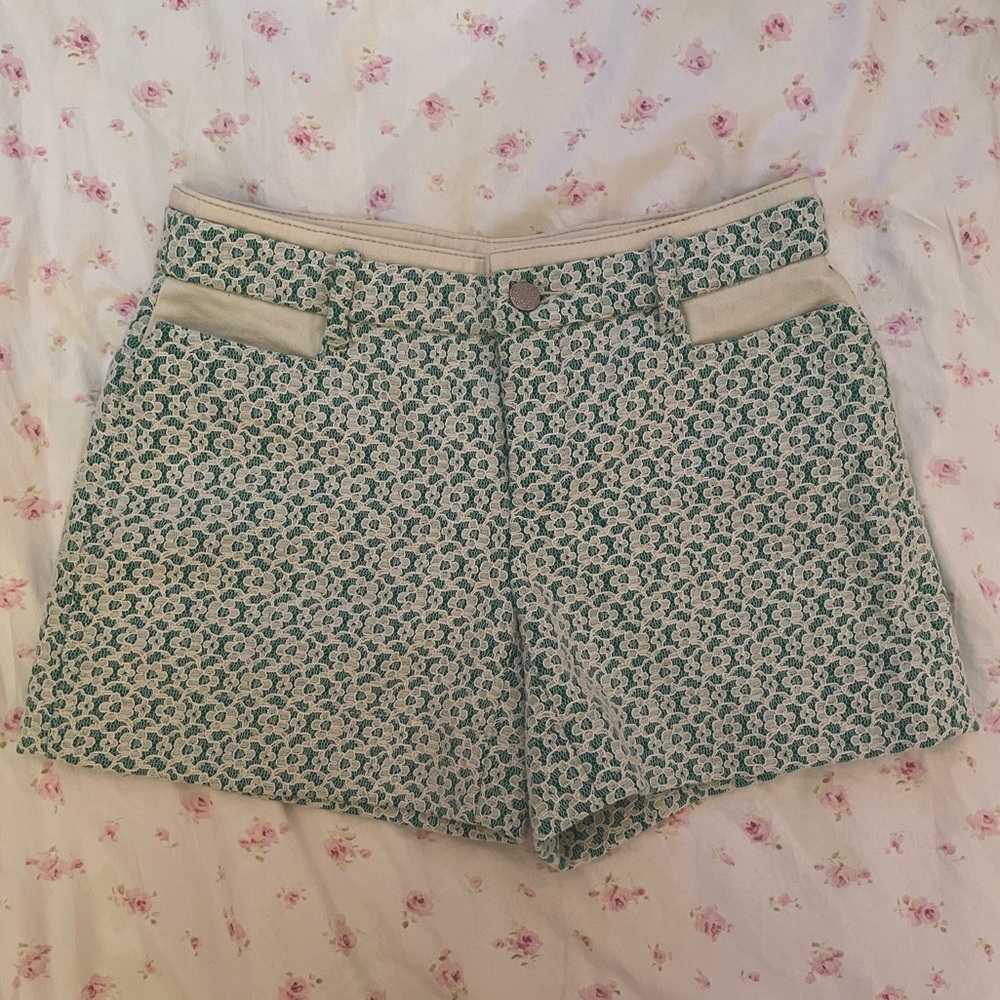 Lacey statement shorts - Anthropology